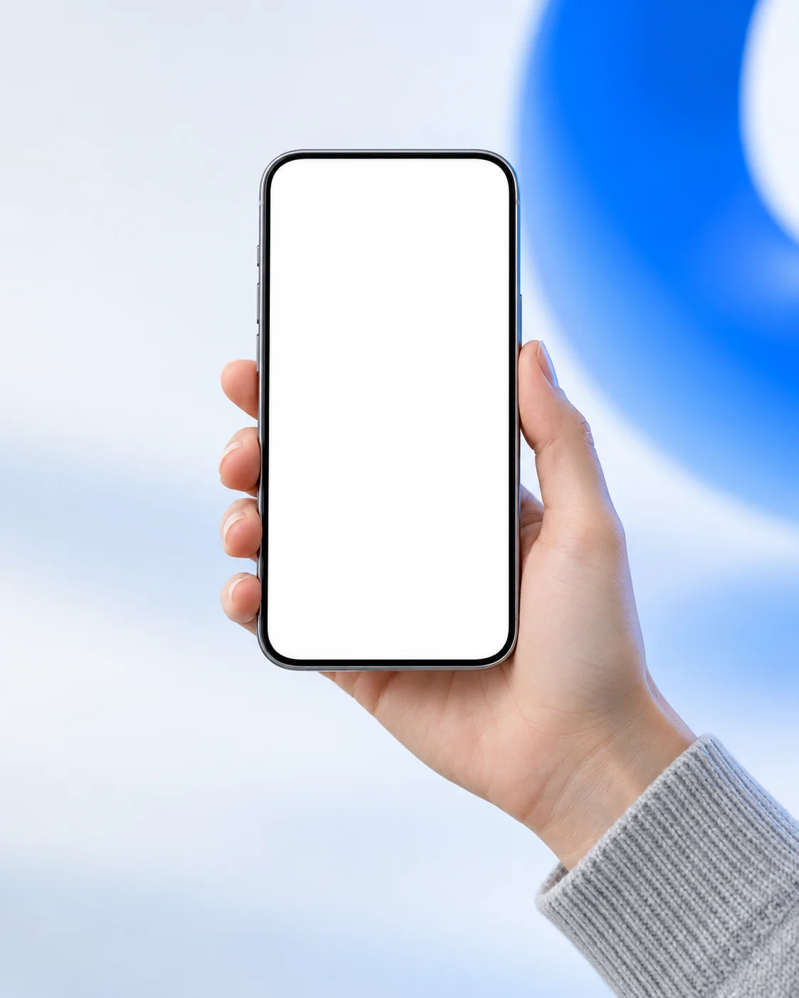Eine Hand hält ein Smartphone, auf dem eine Unterschrift per Passkey freigegeben wird.